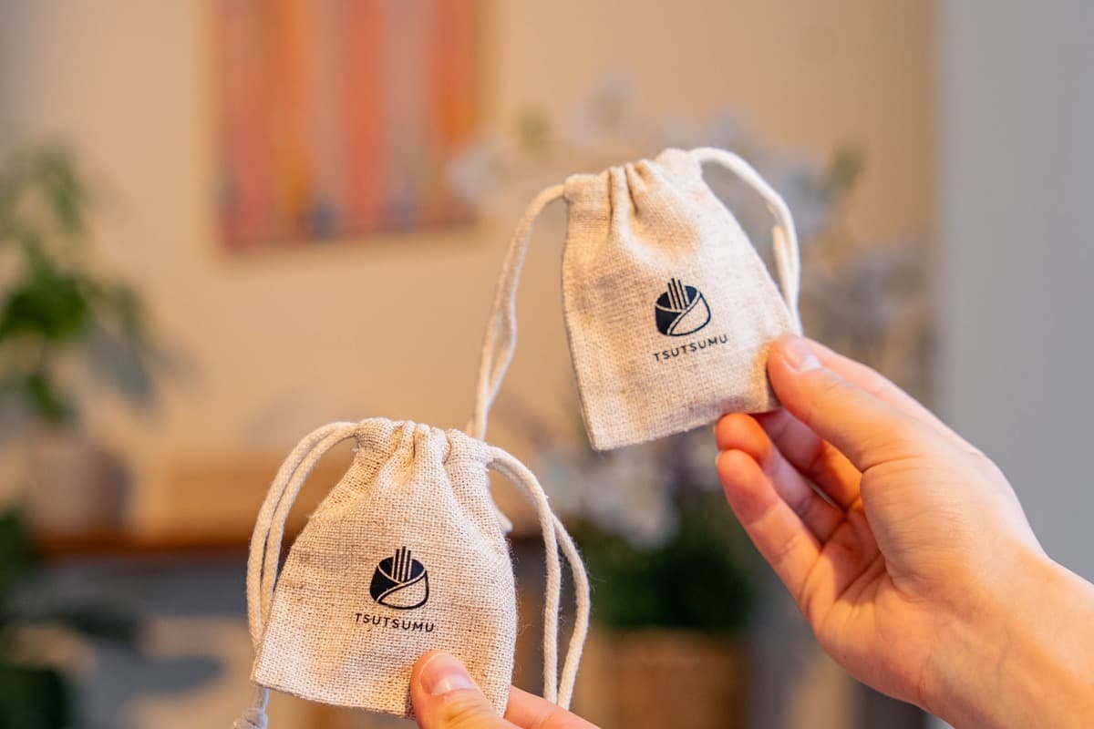 Tuck Your Own Scent into Your Yukata — Making a Summer Sachet in Hakata